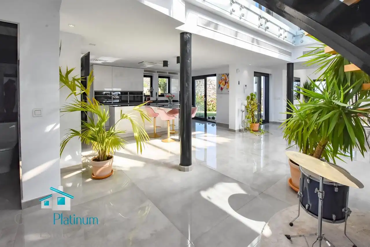 Detached house with garden for sale in San Juan de los Terreros, imagen 3