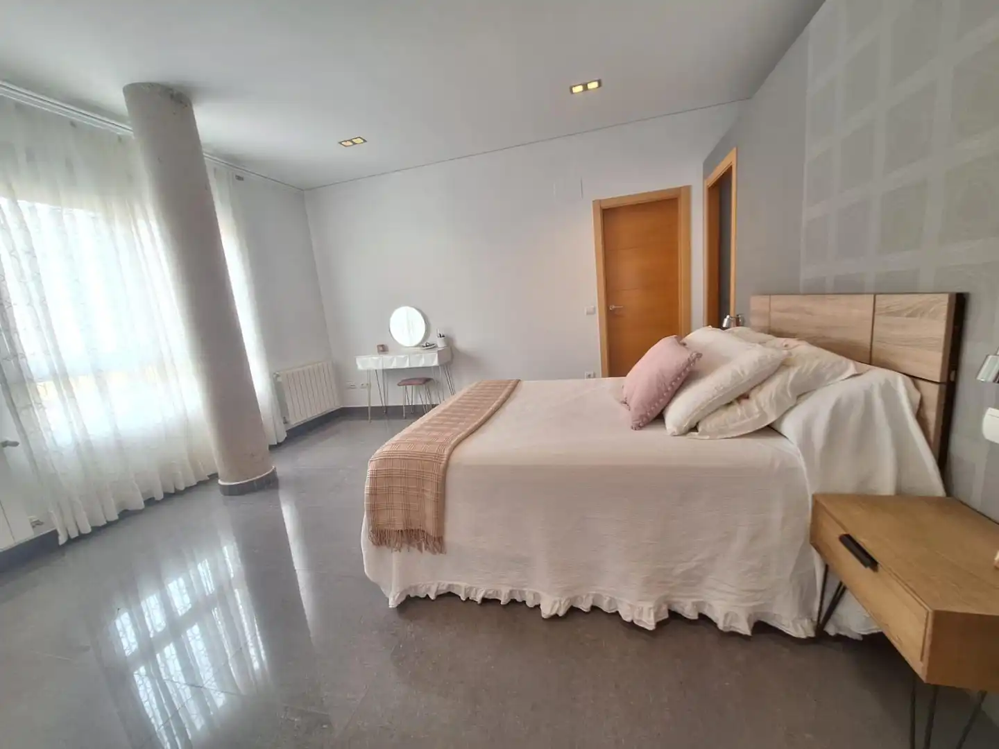 Bedroom of Houses for sale in Alginet  with Air Conditioner, Heating and Terrace