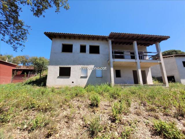 Casa-chalet en Venta en Calle HORTÈNSIES en Riudarenes