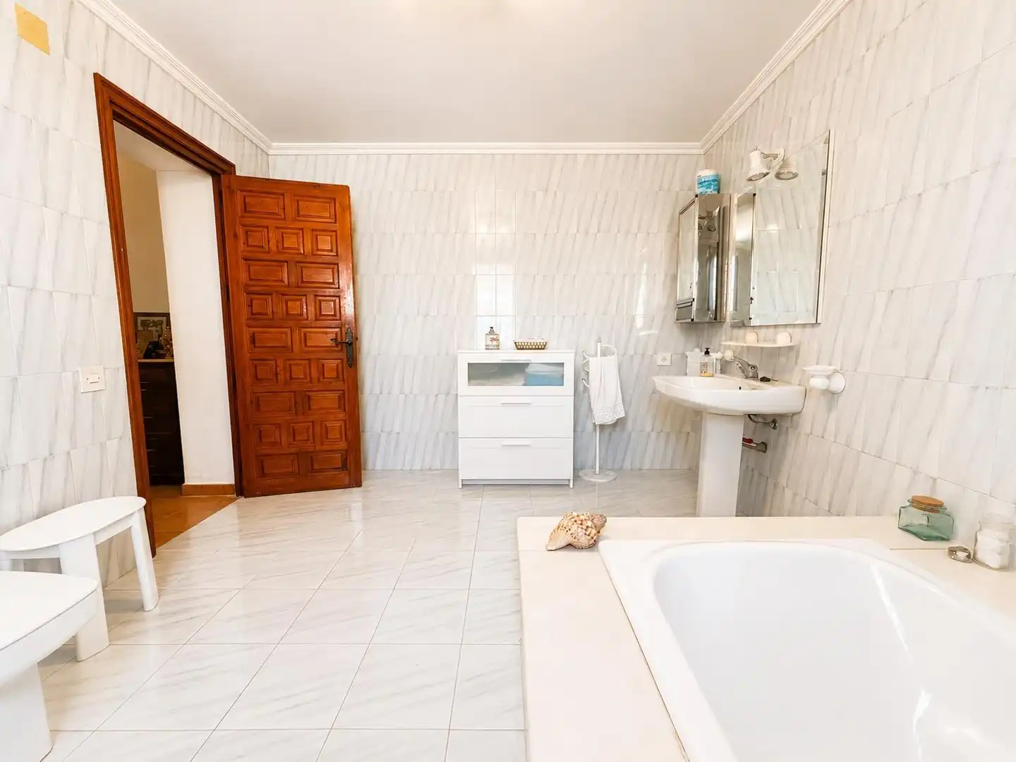 Bathroom of Houses for sale in Elche / Elx