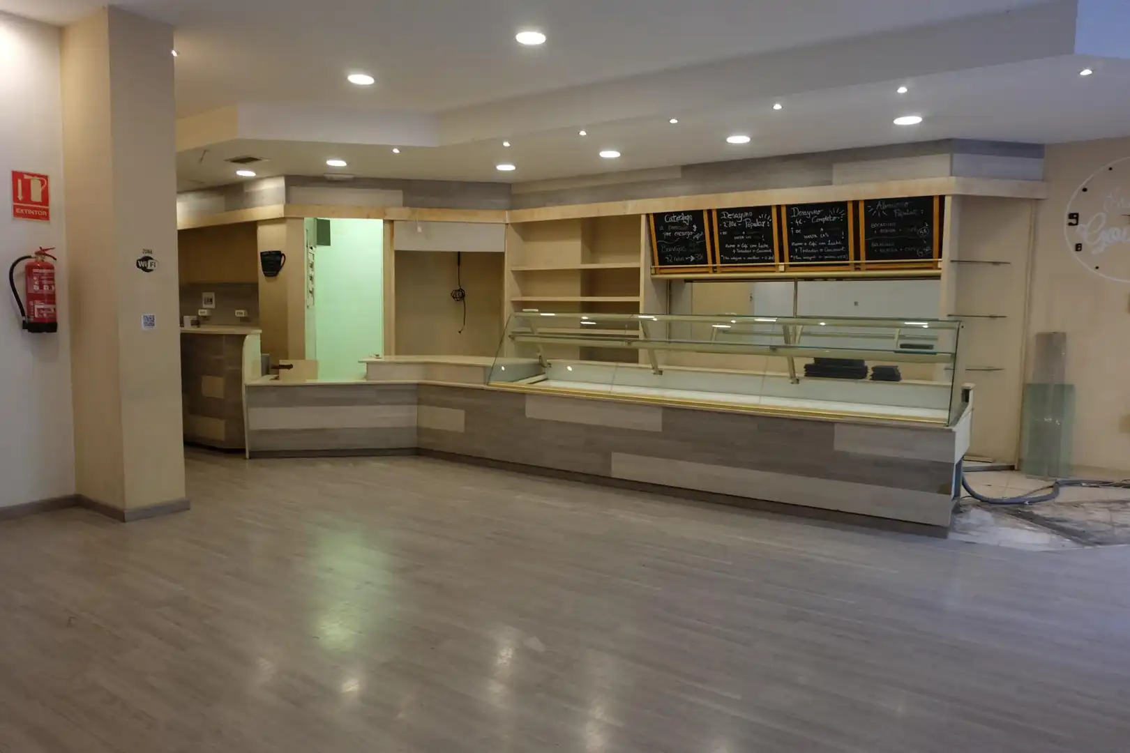 Local en venta en Valencia con Aire acondicionado