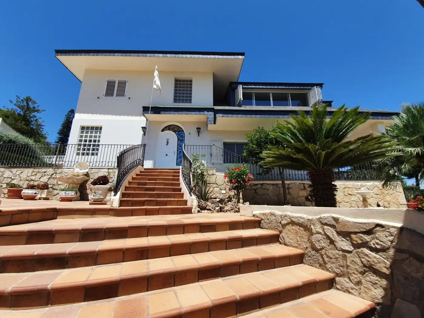 Vista exterior de Casa o chalet en venta en Chiva con Calefacción, Jardín privado y Terraza