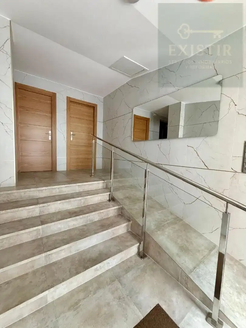 Piso en venta en Ave María