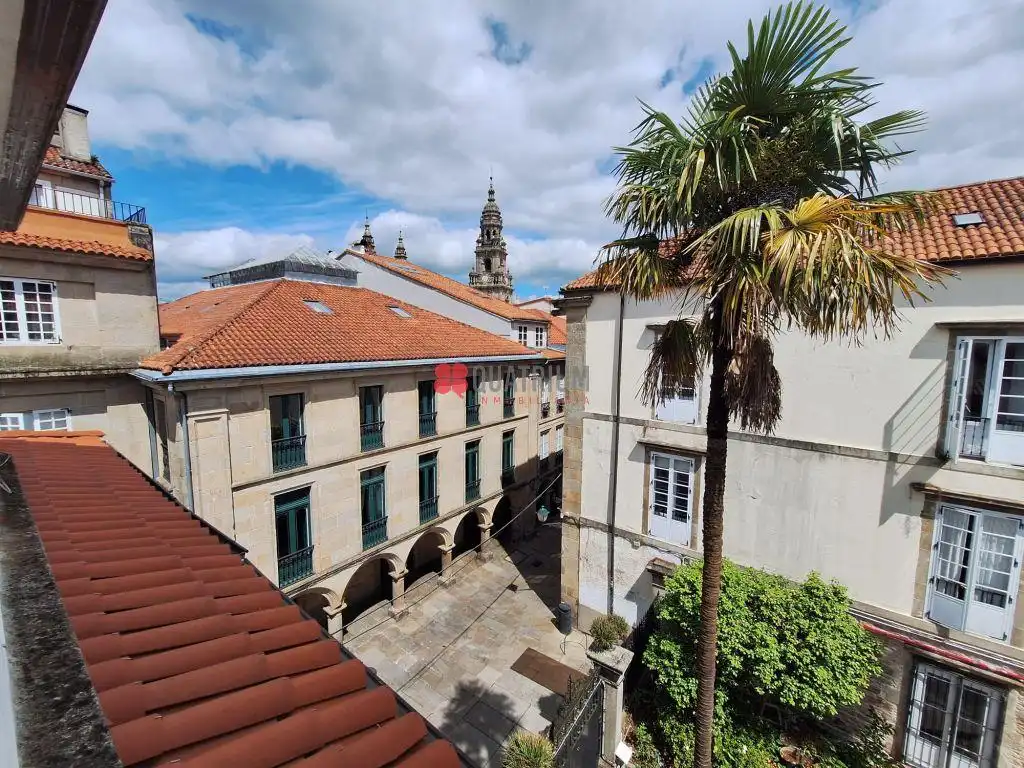 Vista exterior de Piso de alquiler en Santiago de Compostela  con Aire acondicionado y Amueblado