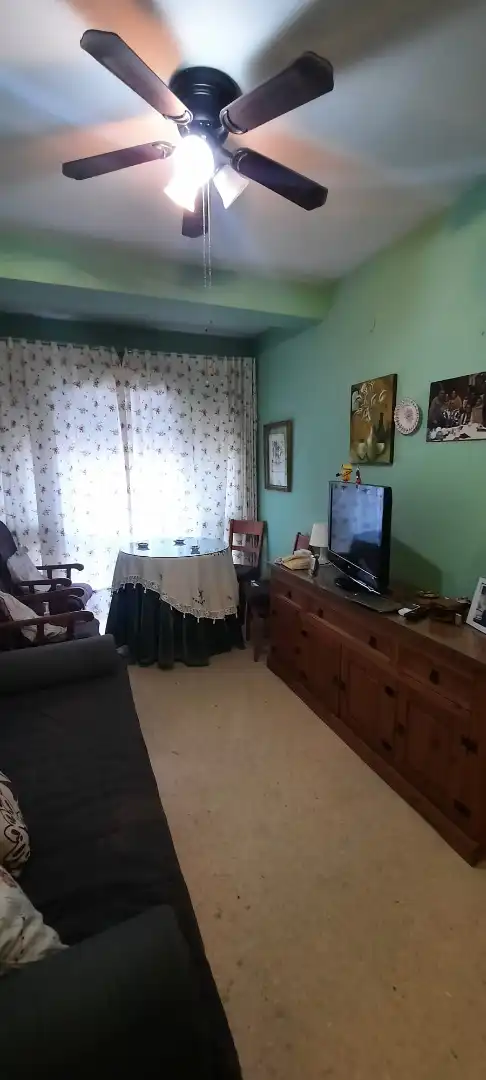 Sala de estar de Apartamento en venta en Torremolinos con Calefacción, Lavadora y Balcón