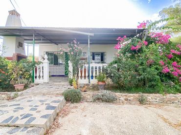 Casa rústica con jardín en venta en VIUDA CHICA 1