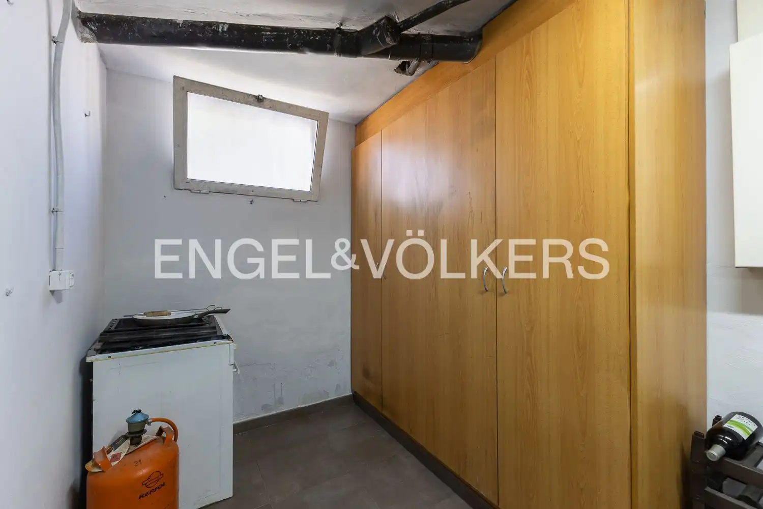 Houses for sale in Villanueva de Castellón  with Air Conditioner, Heating and Terrace