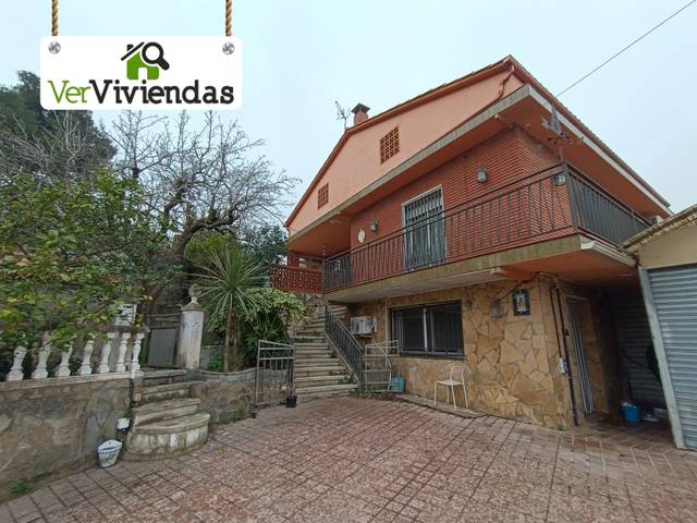 Casa-chalet en Venta en Carrer Pou Sec, 16 en Olesa de Bonesvalls