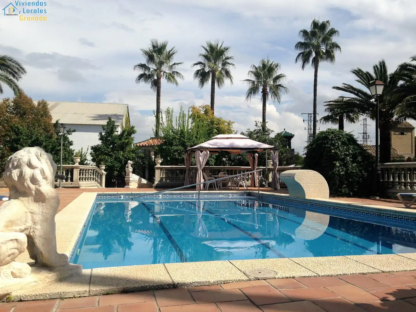 Piscina de Casa o chalet en venta en Granada con Aire acondicionado, Jardín privado y Trastero