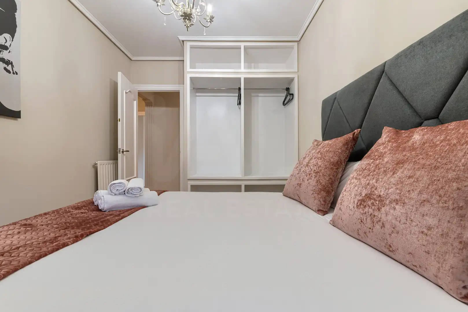 Bedroom of Flat for sale in Bilbao 