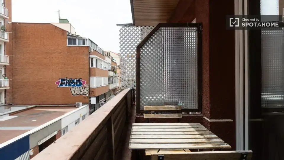 Wohnung zur Miete in Ciudad Jardín