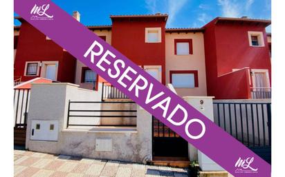 Vista exterior de Casa o xalet en venda en Los Yébenes amb Aire condicionat i Calefacció