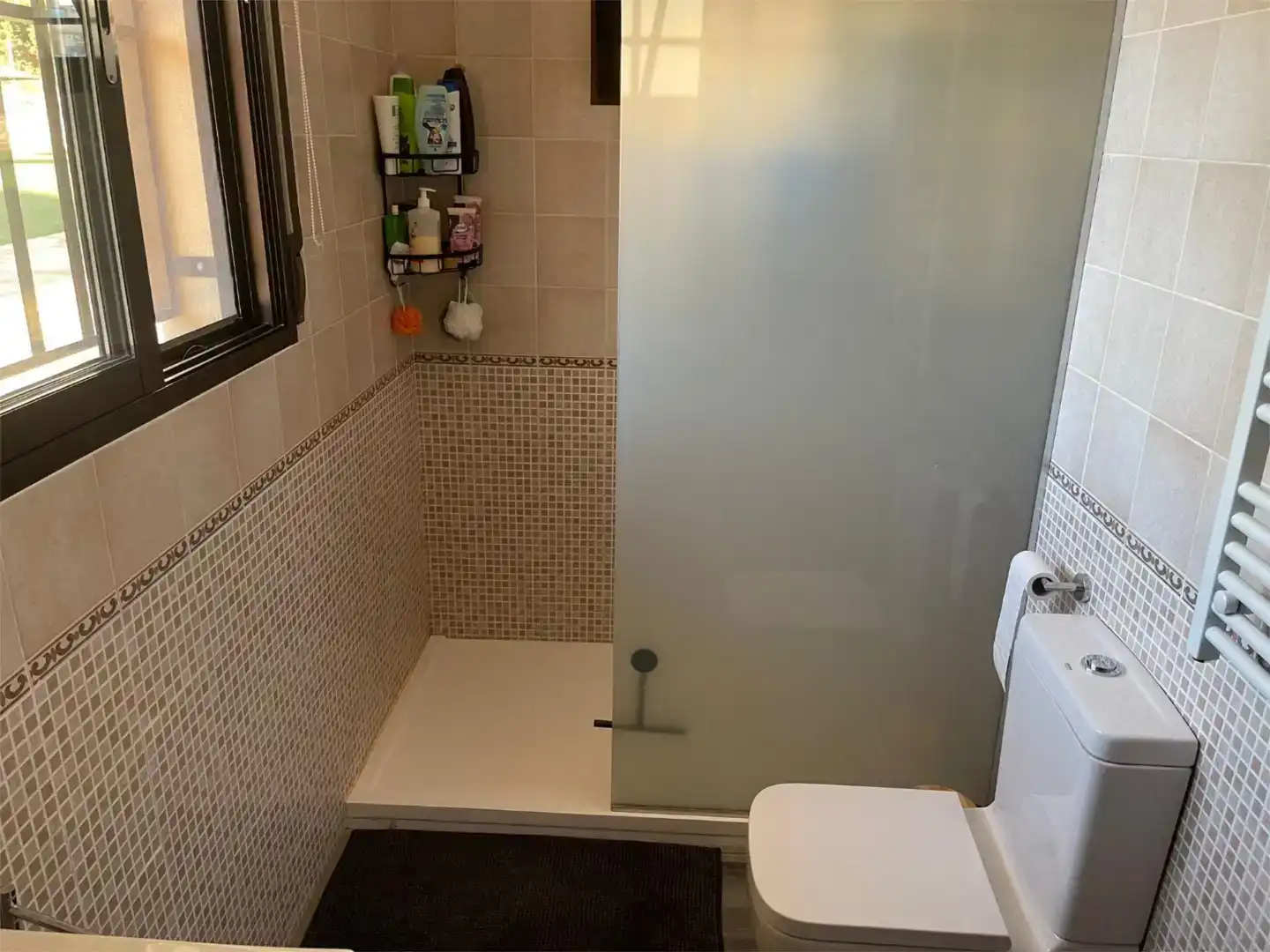 Bathroom of Flat for sale in Orihuela  with Air Conditioner, Parquet flooring and Storage room