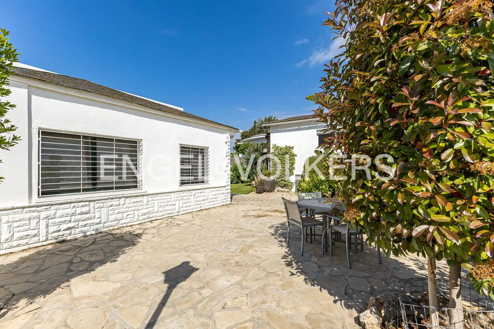 Terraza de Casa o chalet en venta en Vilanova i la Geltrú con Aire acondicionado, Calefacción y Jardín privado