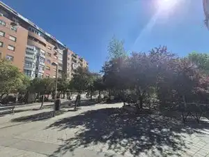 Exterior view of Apartments for rent in Madrid  with Heating, Parquet flooring and Washing machine