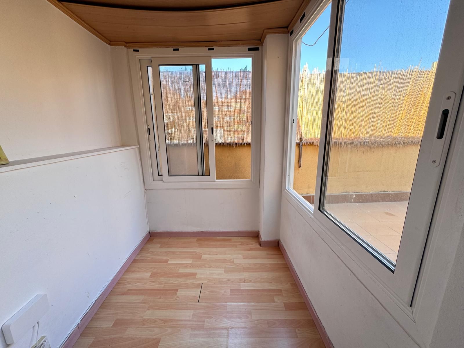 Bedroom of Loft for sale in  Barcelona Capital  with Air Conditioner and Terrace