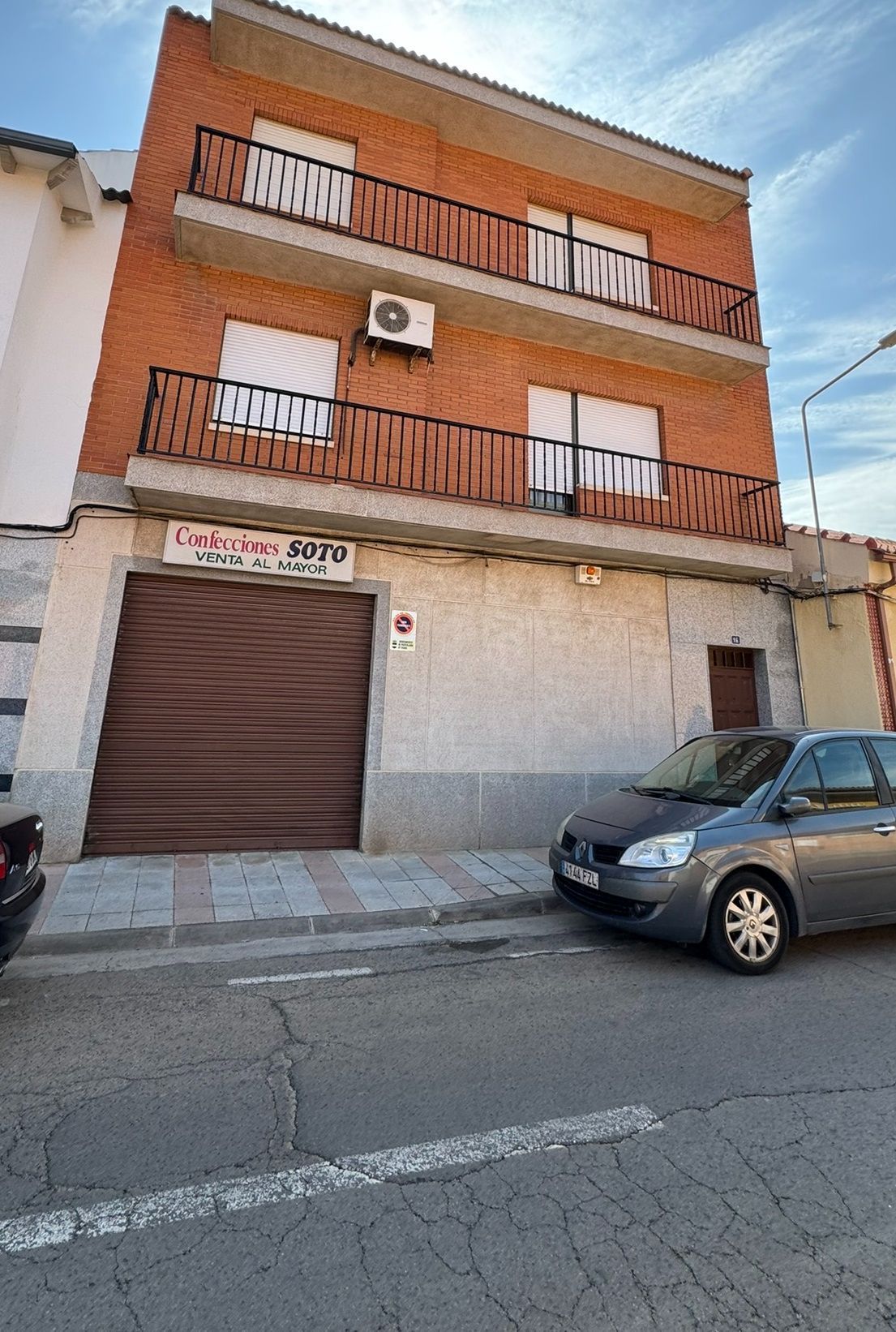 Exterior view of Building for sale in Puertollano