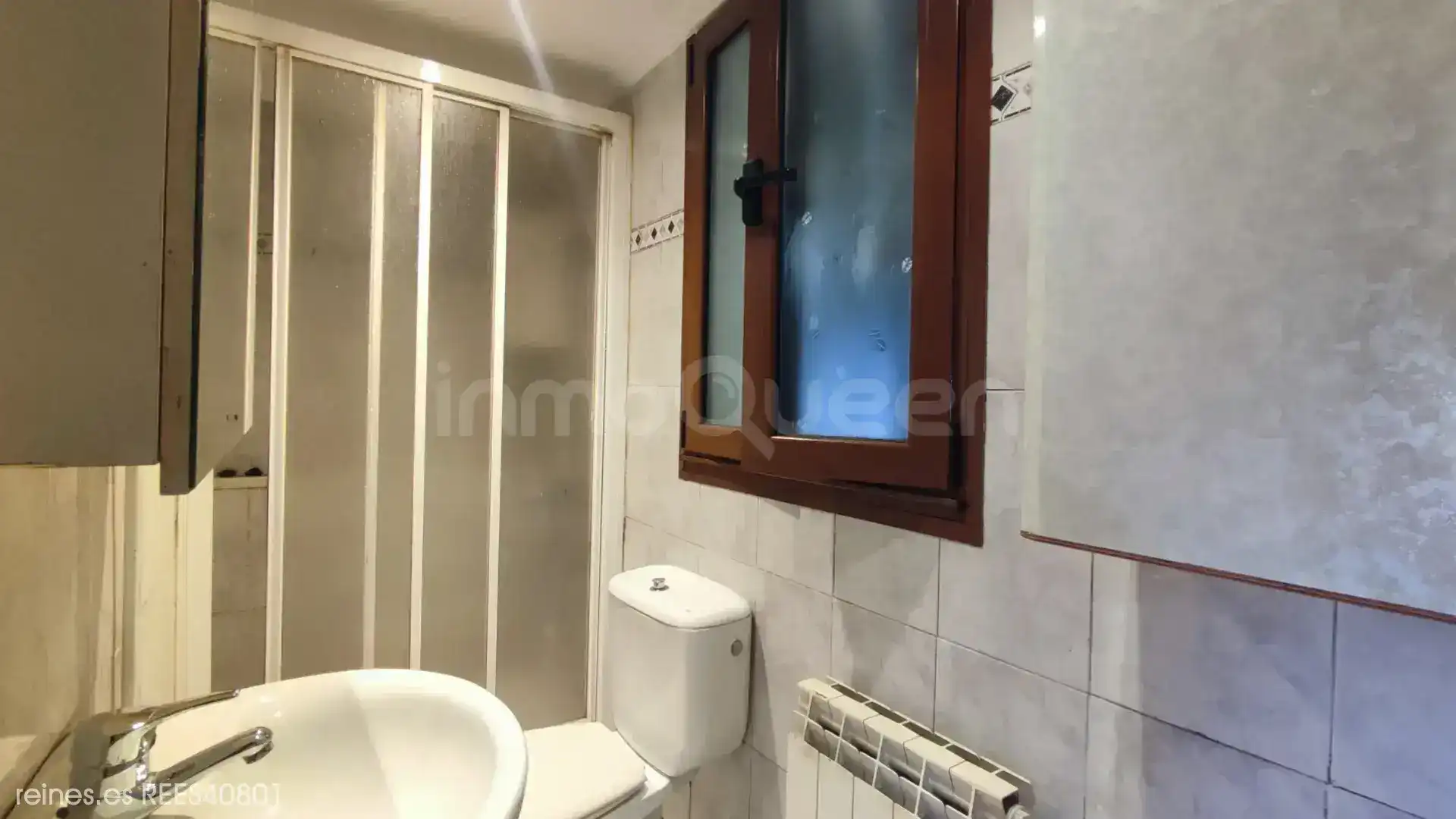 Bathroom of Houses for sale in Mieres (Asturias)  with Heating, Terrace and Furnished
