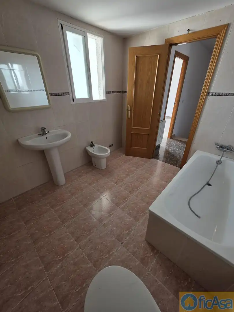 Baño de Ático en venta en Castellón de la Plana / Castelló de la Plana con Aire acondicionado, Calefacción y Terraza