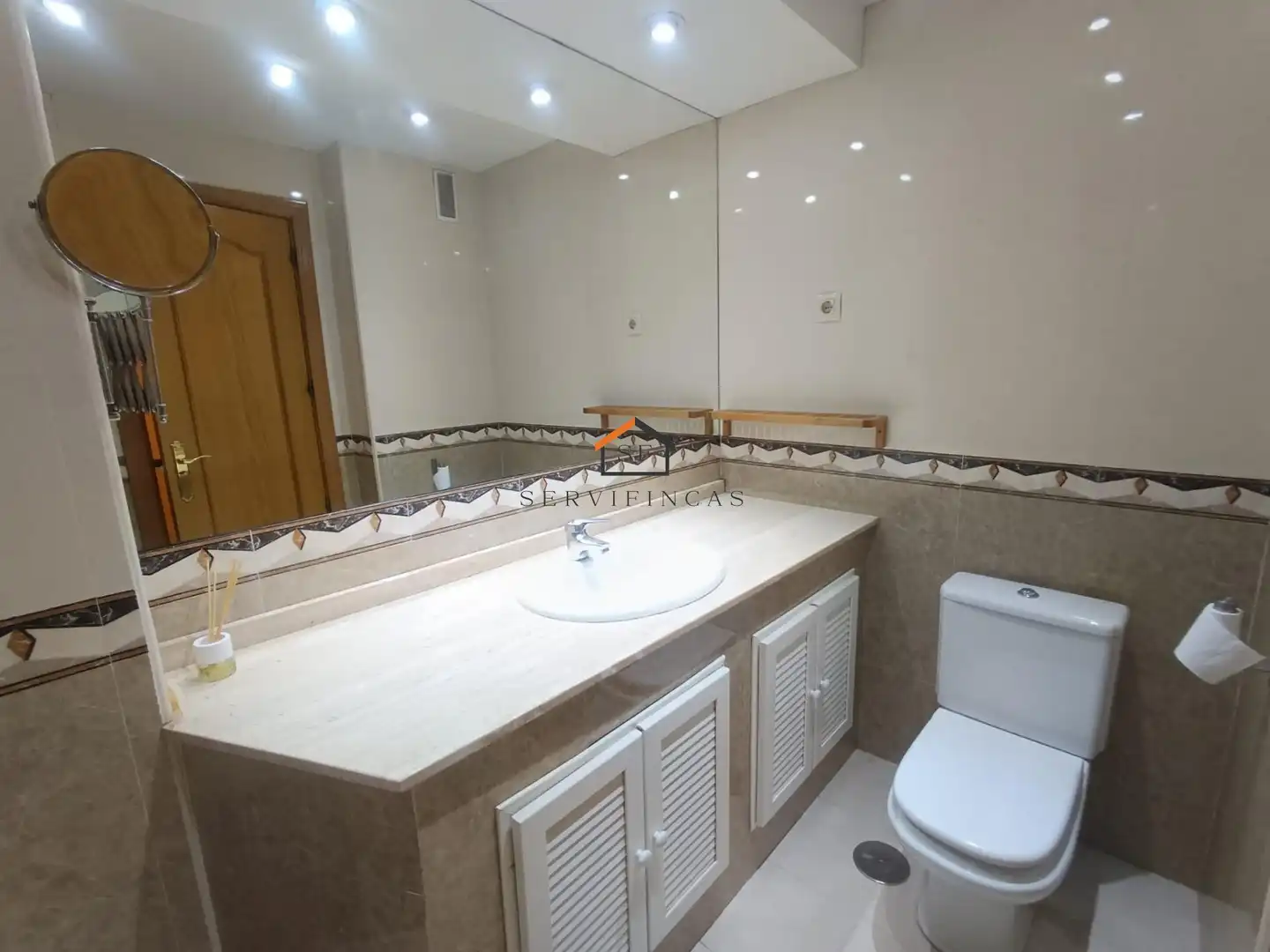 Baño de Piso de alquiler en Madrid con Aire acondicionado, Calefacción y Terraza