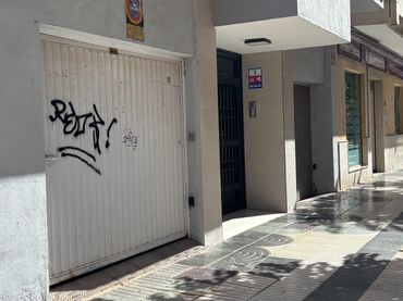 Individuel à vendre à Calle Jiménez de la Espada 2