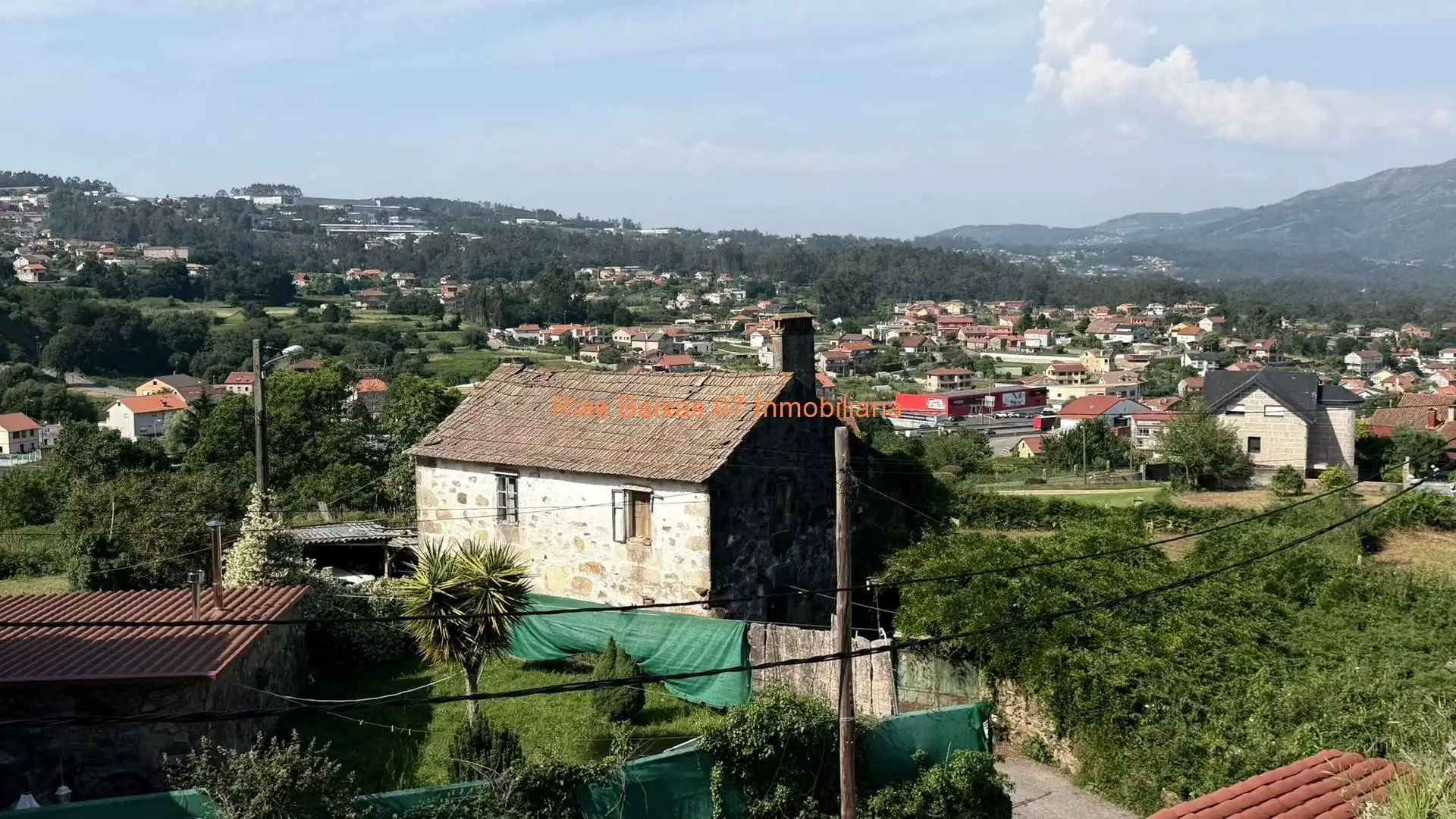 Casa con jardín en venta en Mos, imagen 2