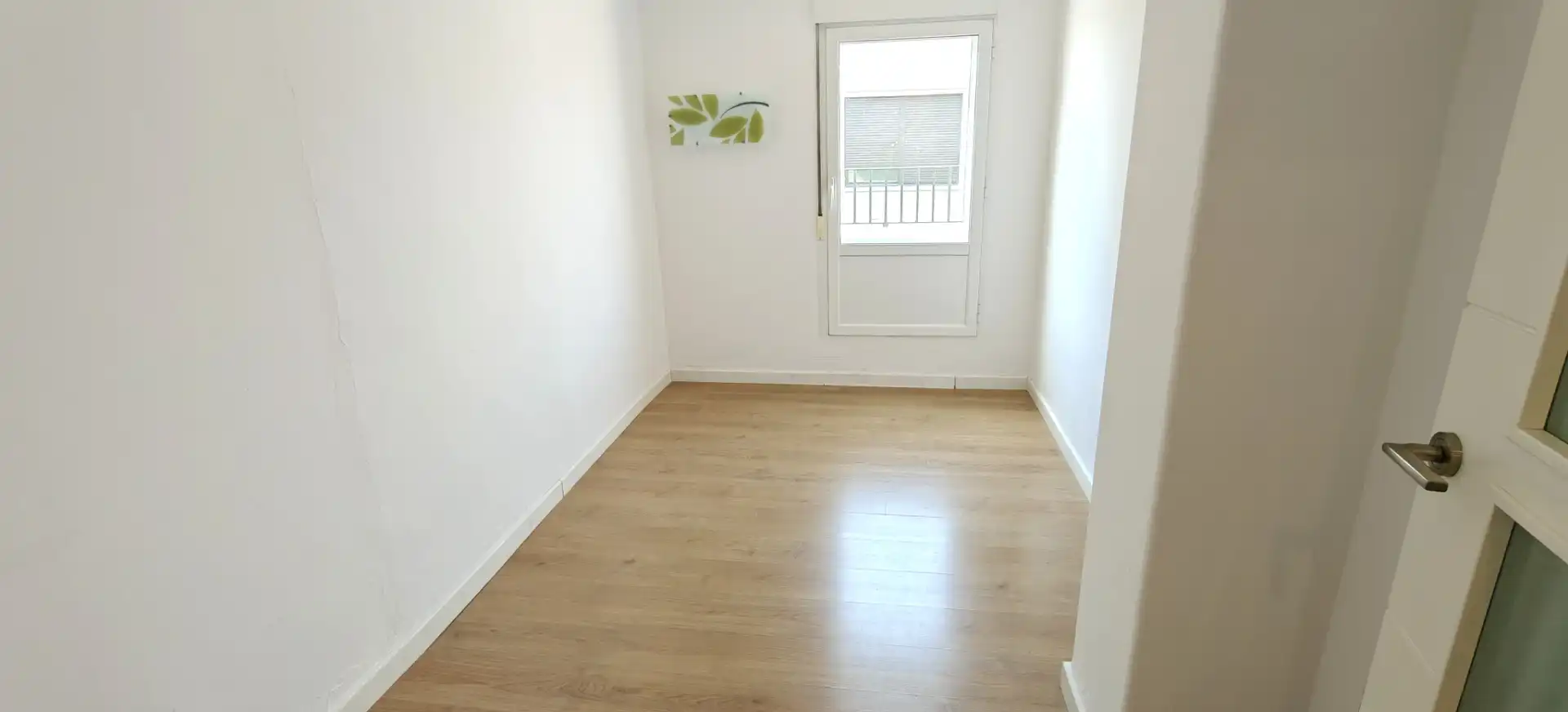 Habitación de Piso en venta en Zaragoza con Calefacción, Parquet y Terraza