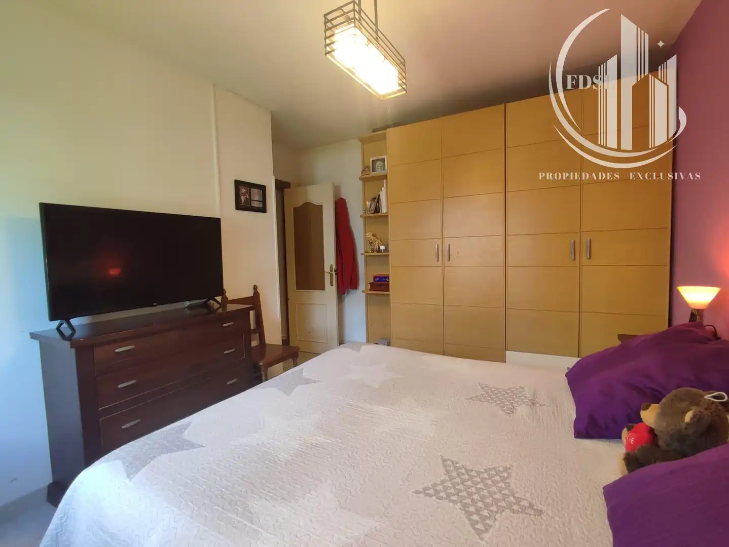 Habitación de Casa adosada en venta en Ojacastro con Terraza, Trastero y Amueblado