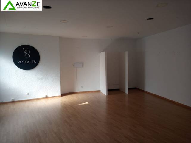 Local comercial en Alquiler en Centro