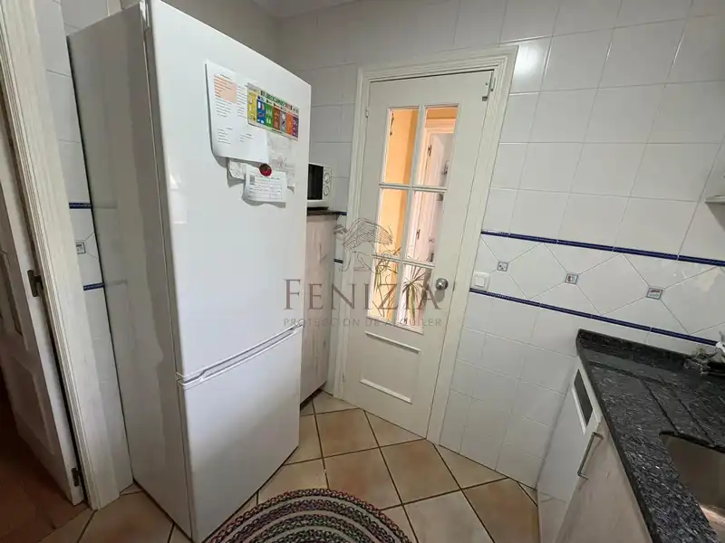 Kitchen of Houses for sale in El Puerto de Santa María  with Air Conditioner, Private garden and Swimming Pool