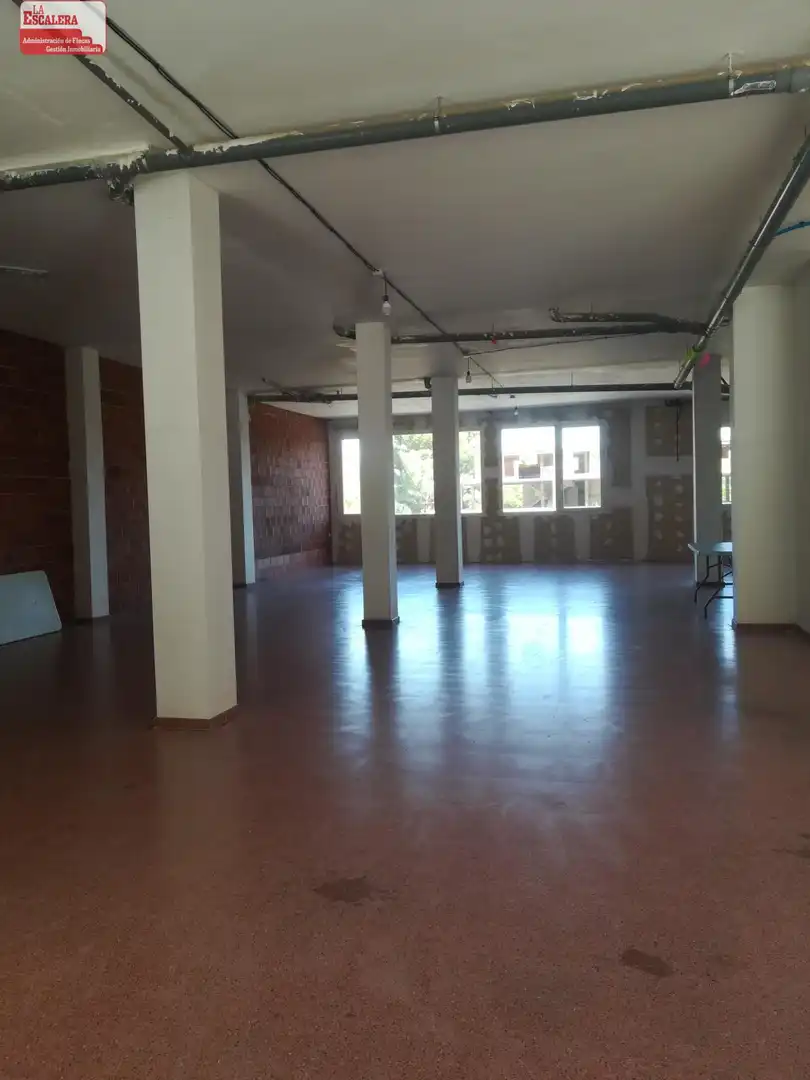 Locale commerciale in affitto a Onil