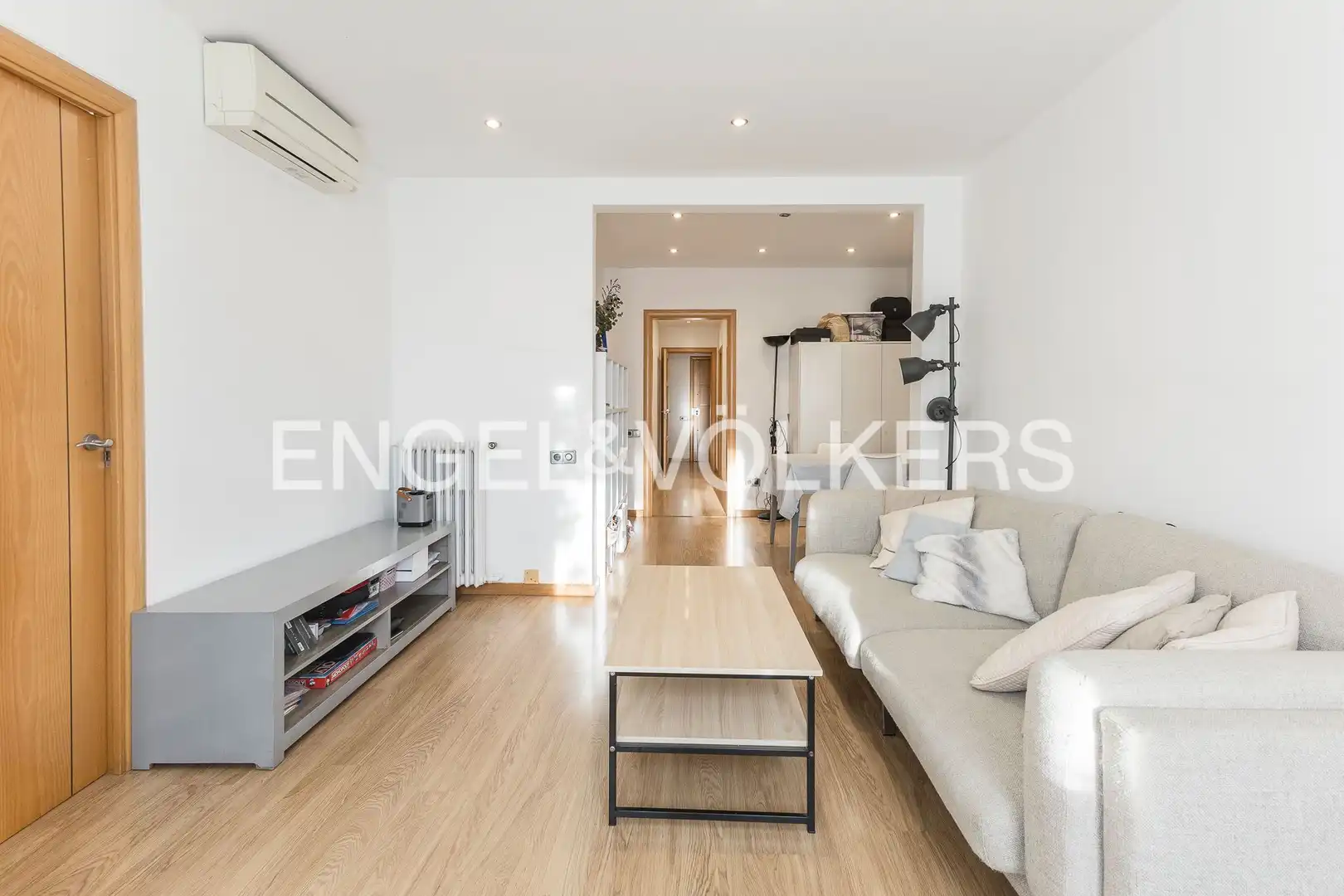 Sala de estar de Piso en venta en Barcelona con Aire acondicionado, Calefacción y Balcón