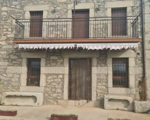 Vista exterior de Casa o xalet en venda en La Cabeza de Béjar  amb Calefacció i Moblat
