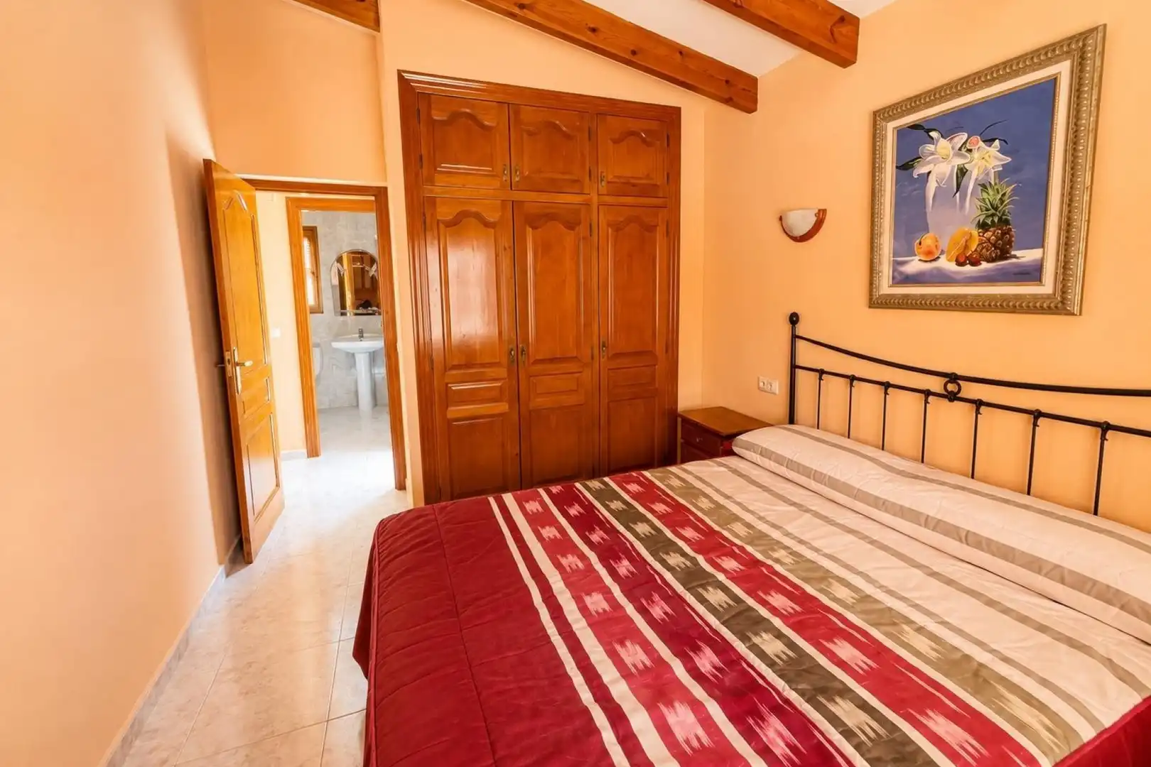 Dormitori de Casa o xalet en venda en L'Alfàs del Pi amb Piscina