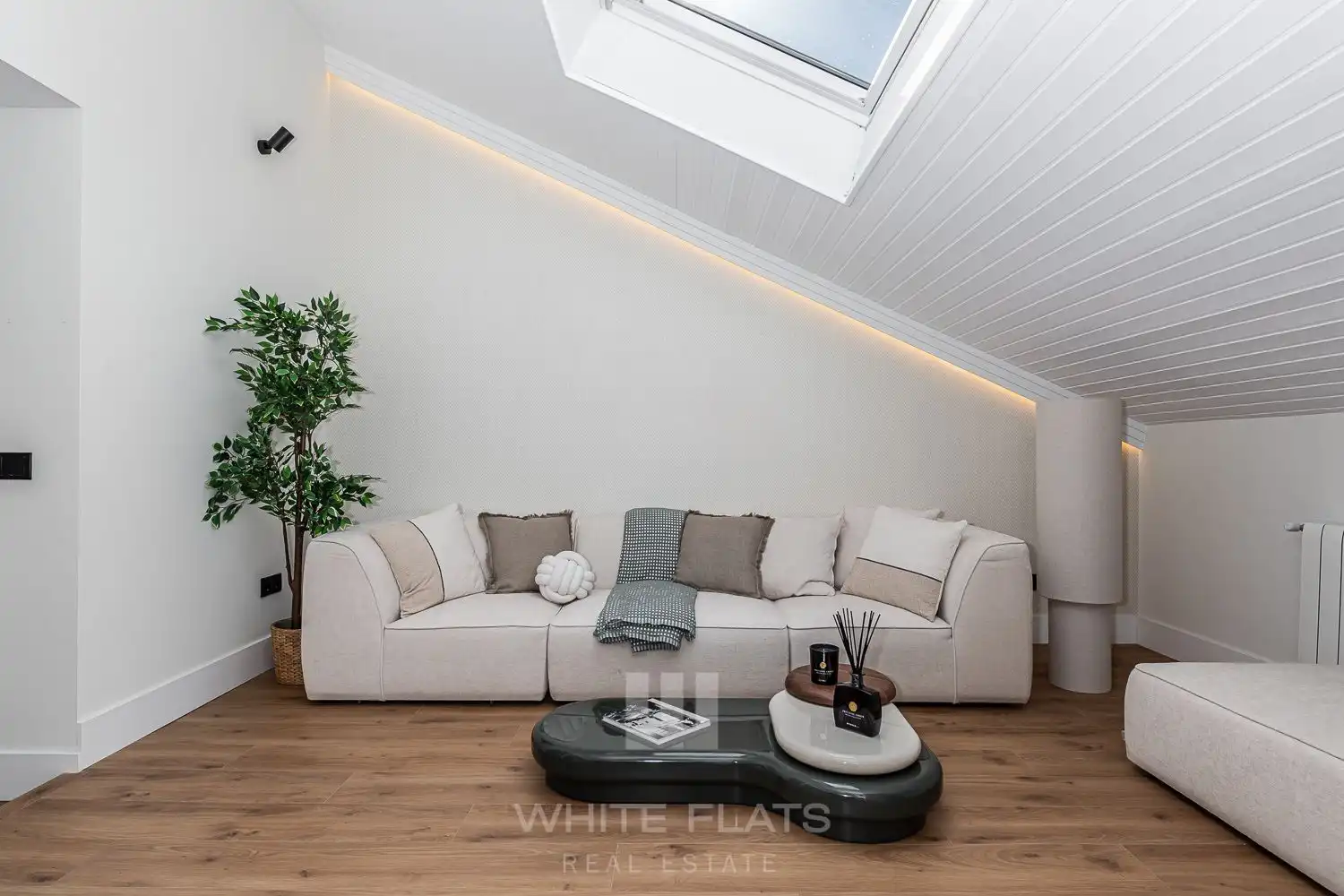 Sala de estar de Piso en venta en Madrid con Aire acondicionado y Terraza