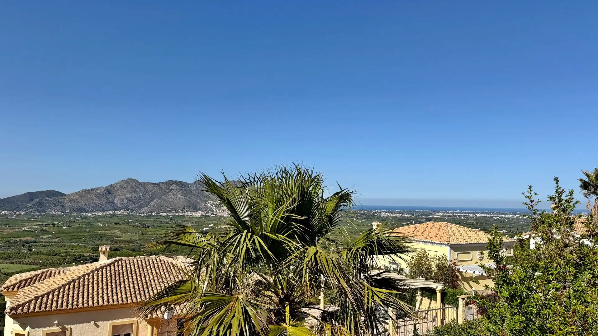 Vista exterior de Casa o chalet en venta en Orba con Aire acondicionado, Calefacción y Jardín privado