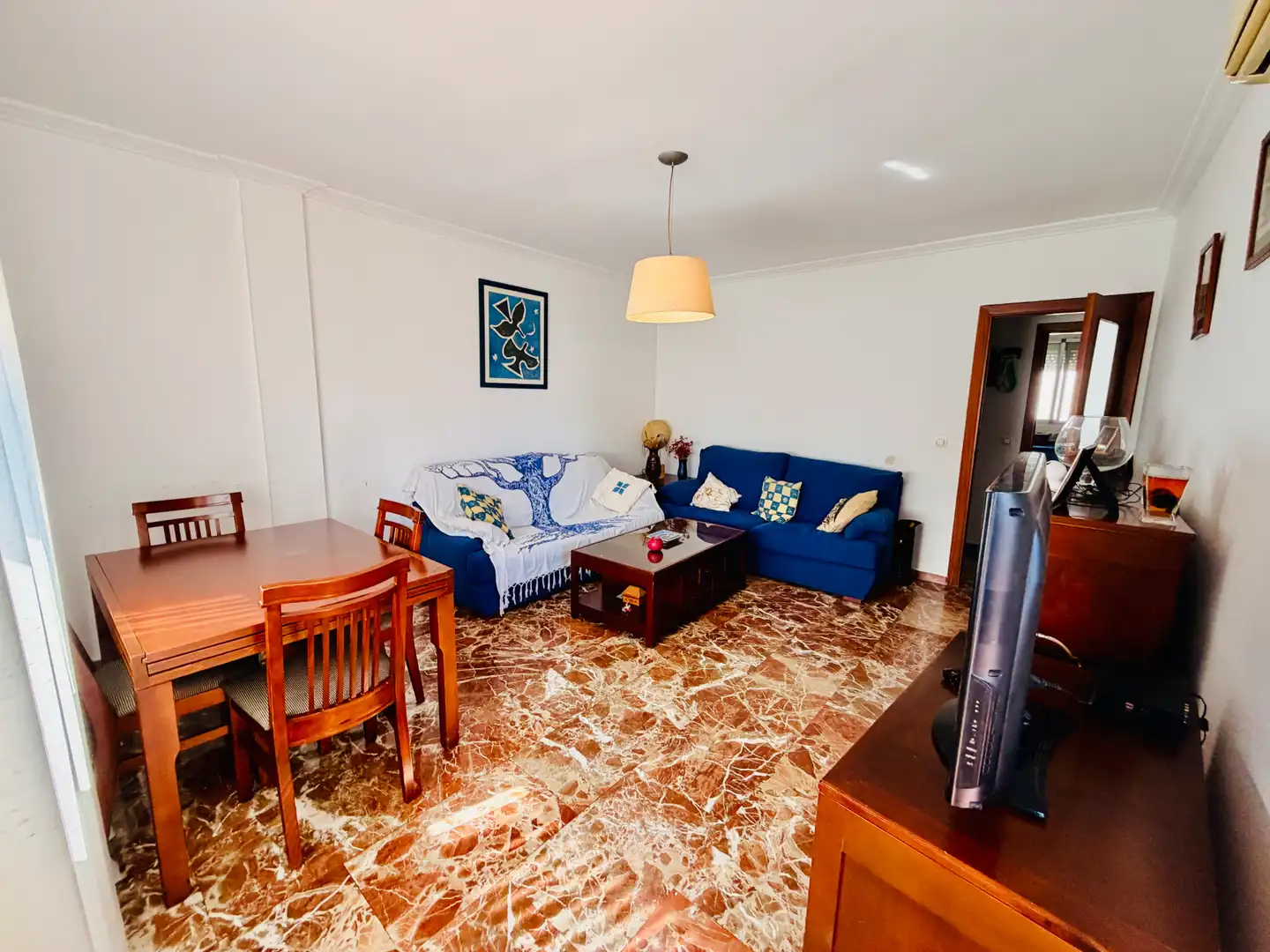 Living room of Flat for sale in Sevilla  with Air Conditioner and Terrace