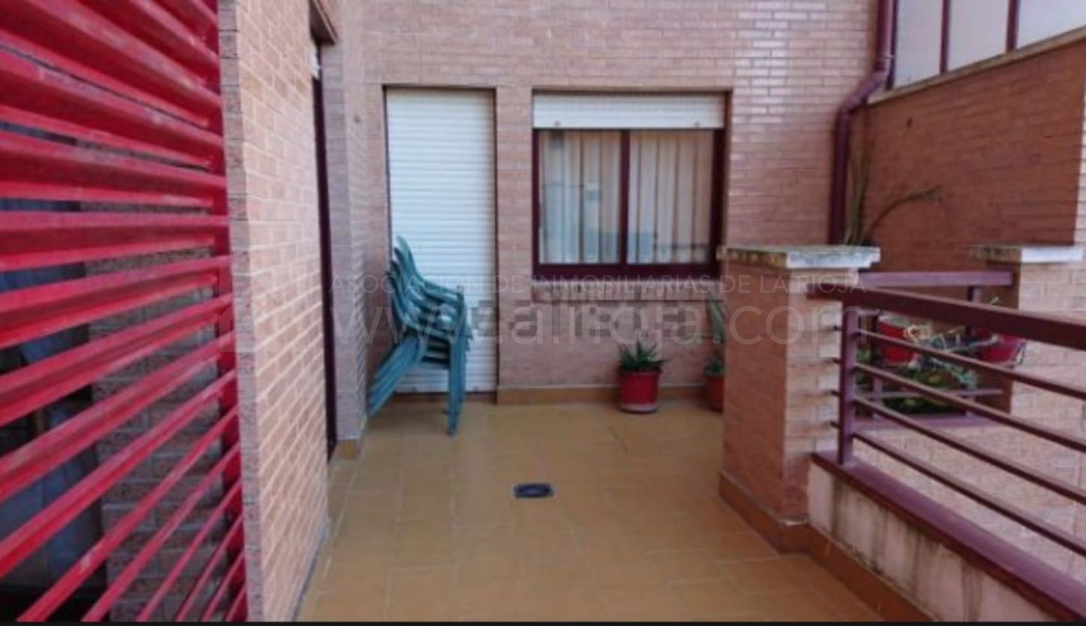 Terrassa de Pis en venda en  Logroño amb Calefacció, Parquet i Terrassa