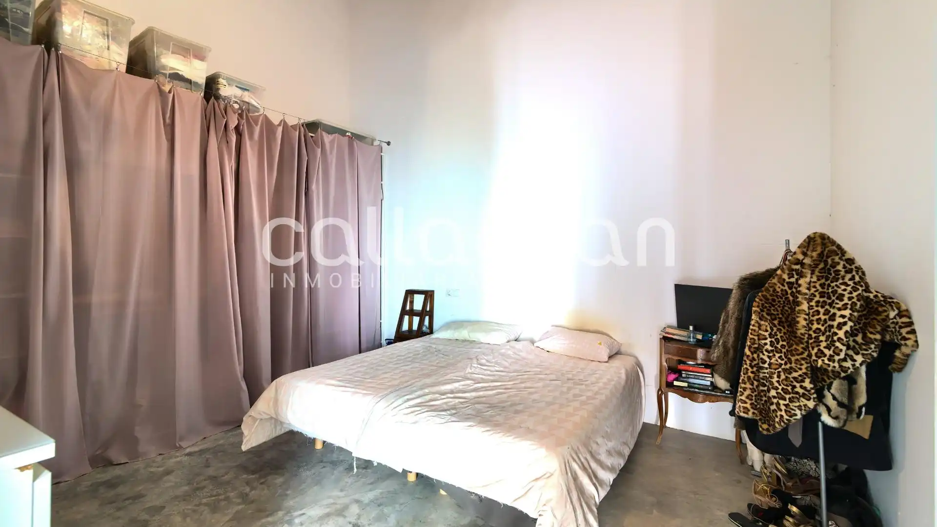 Habitación de Casa o chalet en venta en Valencia con Piscina