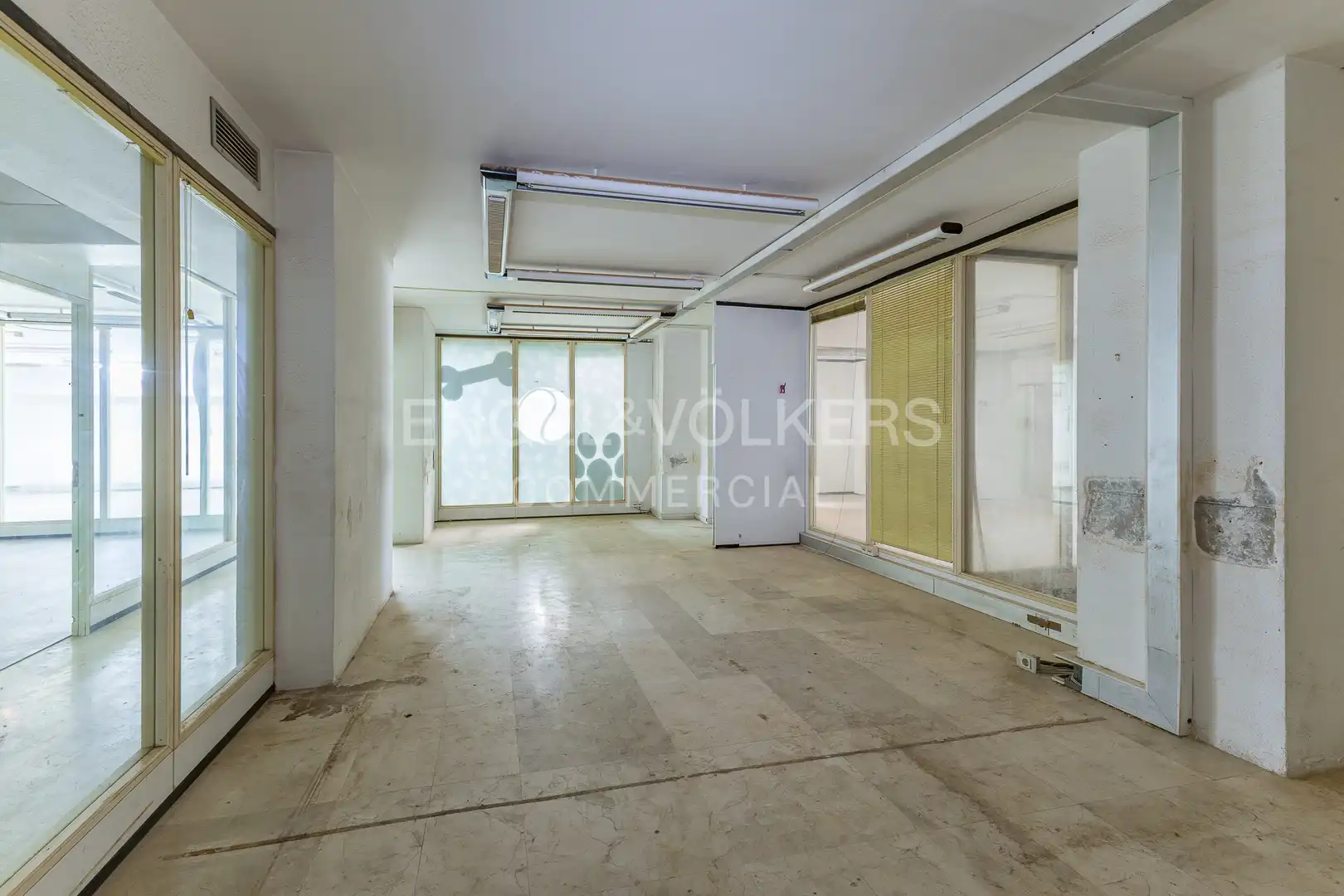 Büro zur Miete in Esplugues de Llobregat