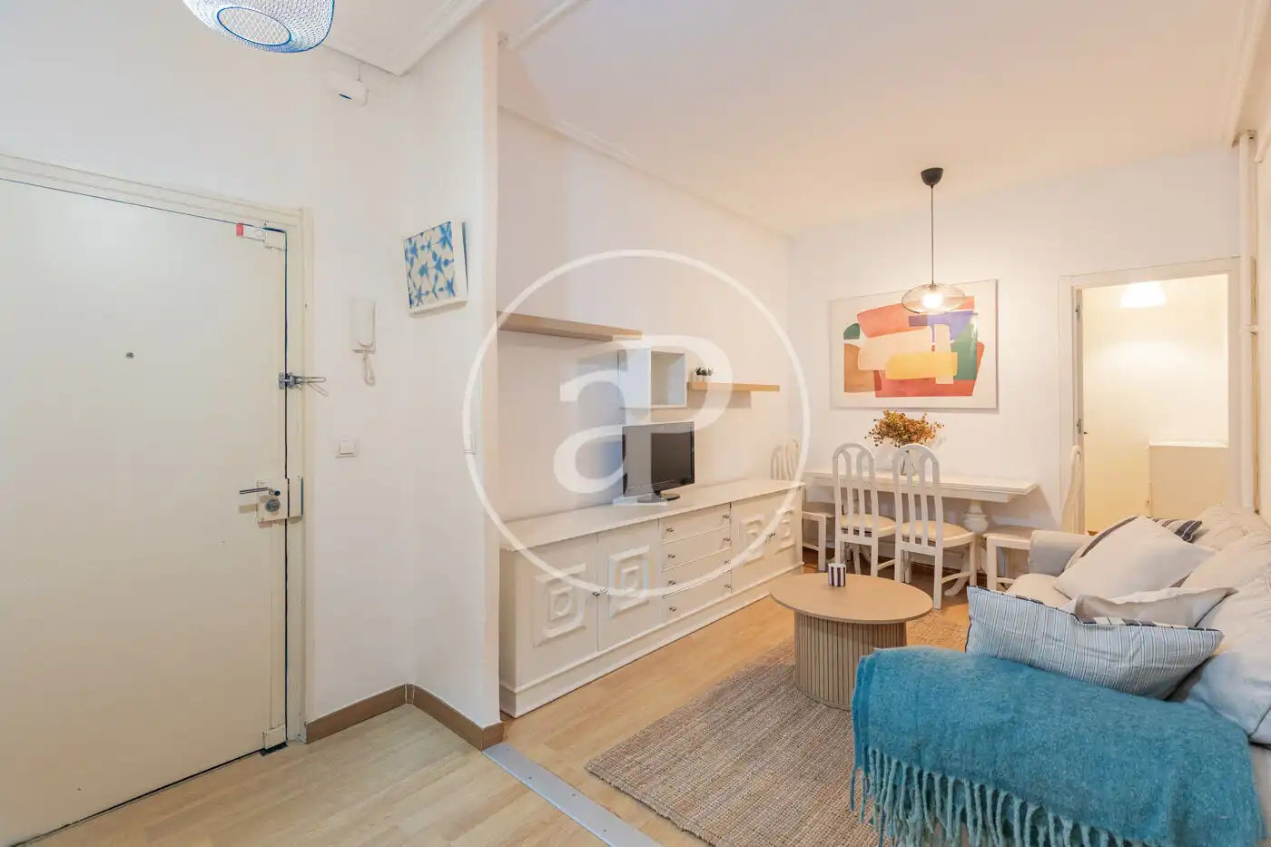 Living room of Flat for rent in Madrid  with Heating and Furnished