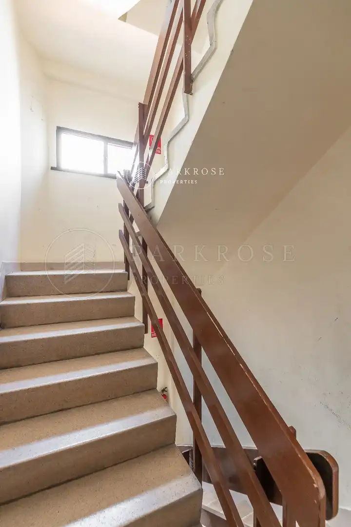 Flat for sale in Madrid  with Air Conditioner, Heating and Terrace