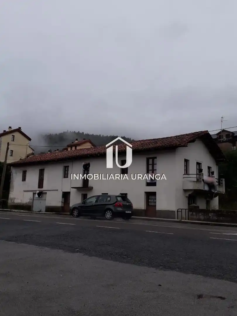 Exterior view of Houses for sale in Guriezo  with Private garden and Storage room