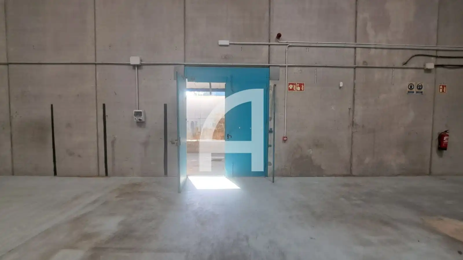Fabrikhallen zur Miete in Molins de Rei