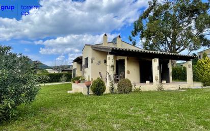 Vista exterior de Casa o xalet en venda en L'Estartit amb Terrassa, Piscina i Moblat