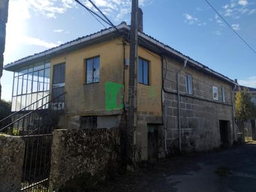 Casa con jardín en venta en Vilamarín