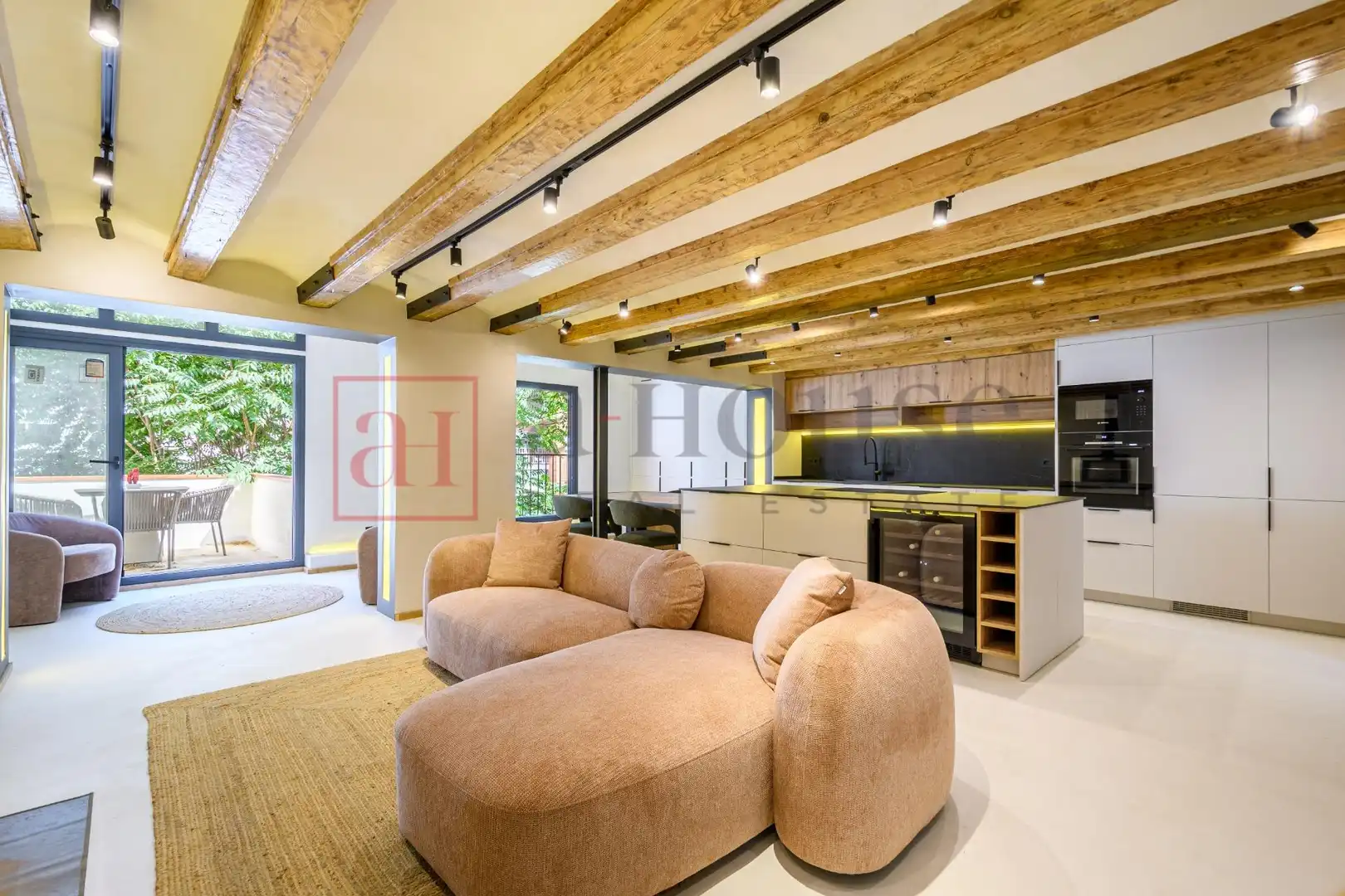 Penthouse with terrace for sale in Carrer Carrer Sèneca