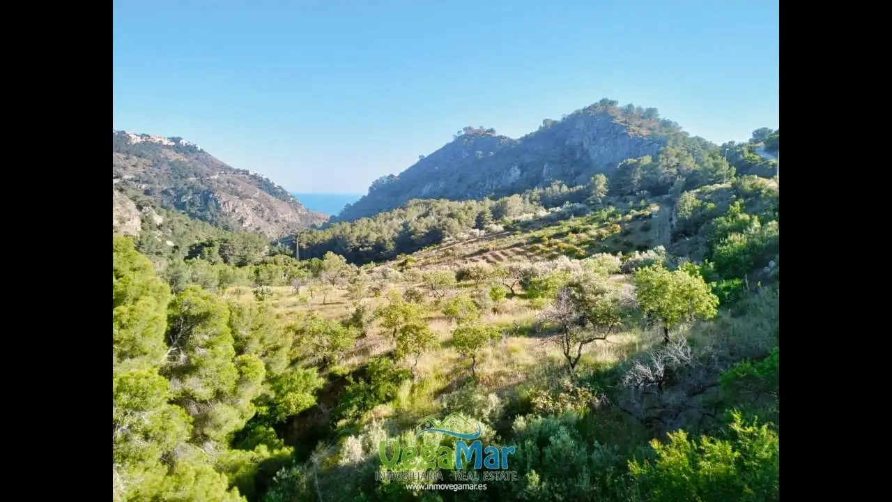 Edificio en venta en Nerja