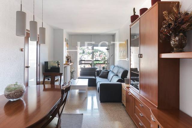 Piso en Venta en Carrer de Gomis en Vallcarca i els Penitents