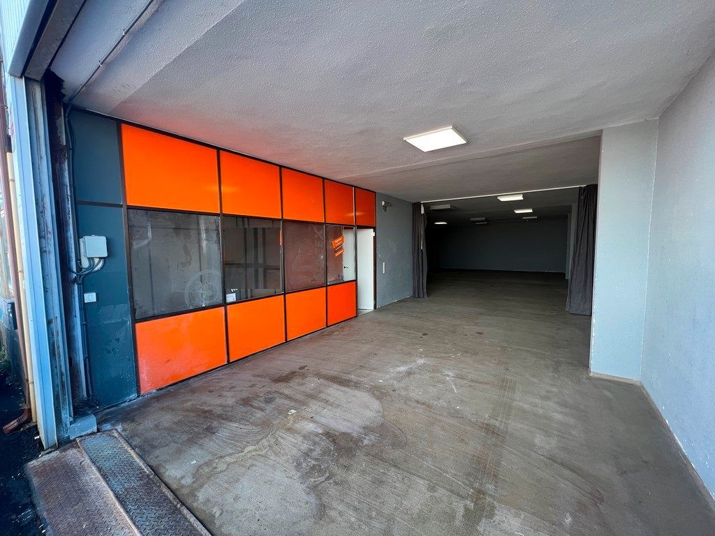 Nave industrial en venta en Santiago de Compostela 